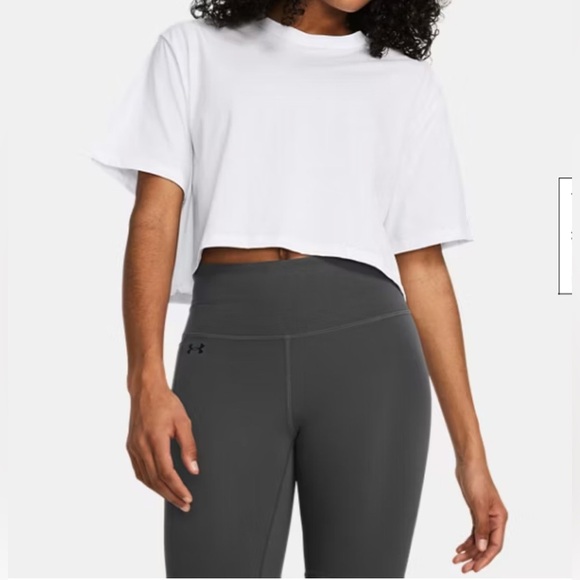 Under Armour Boxy Crop Short Sleeve White T-Shirt - Picture 1 of 7